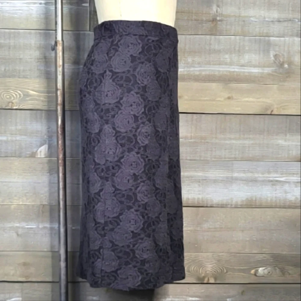 Anthropologie Maeve Alva Black/Gray Floral Lace Straight Pencil Skirt